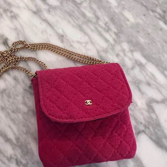Chanel  Quilted Red Nano Flap Mini Micro Chain Bag - VINTAGE AUTHENTICATED - Picture 6 of 9